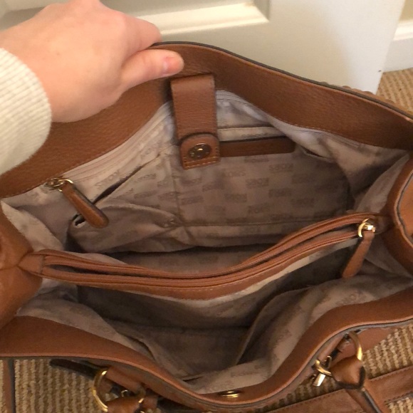 Michael Kors Hamilton  Large studded Tote - Picture 7 of 8